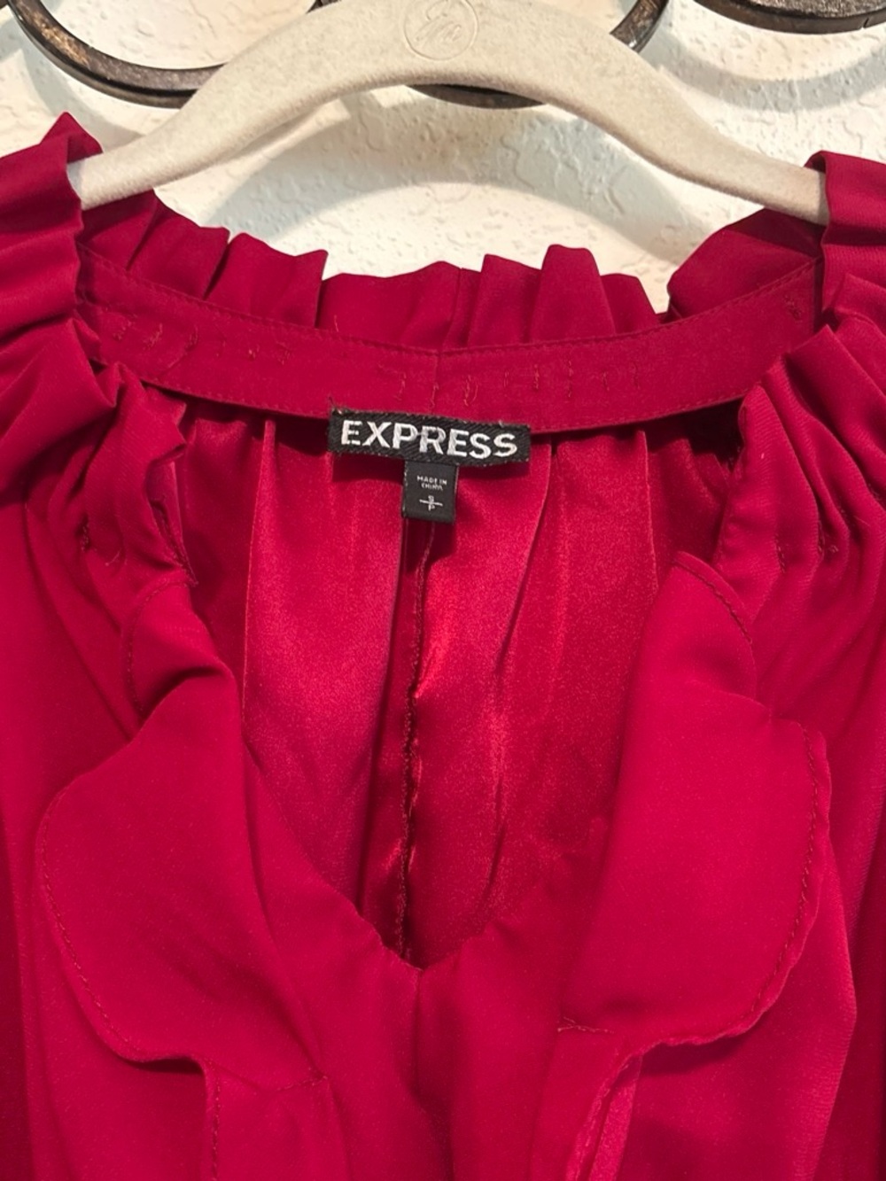 Y2K Express Red Ruffle Front Cap-Sleeve Top❤️ - Picture 4 of 7